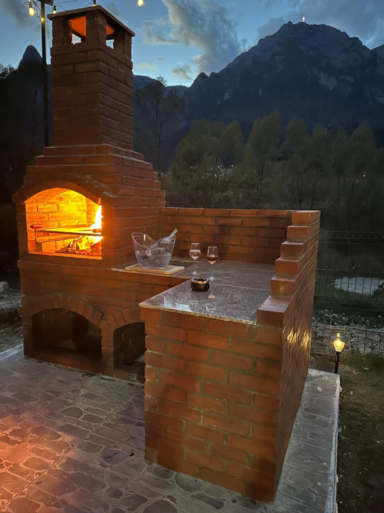 Ama Garden Apartment Busteni Buşteni Exterior foto